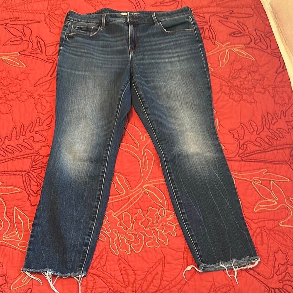 Old Navy Blue Ankle Cropped Skinny Jeans with Distressed Details